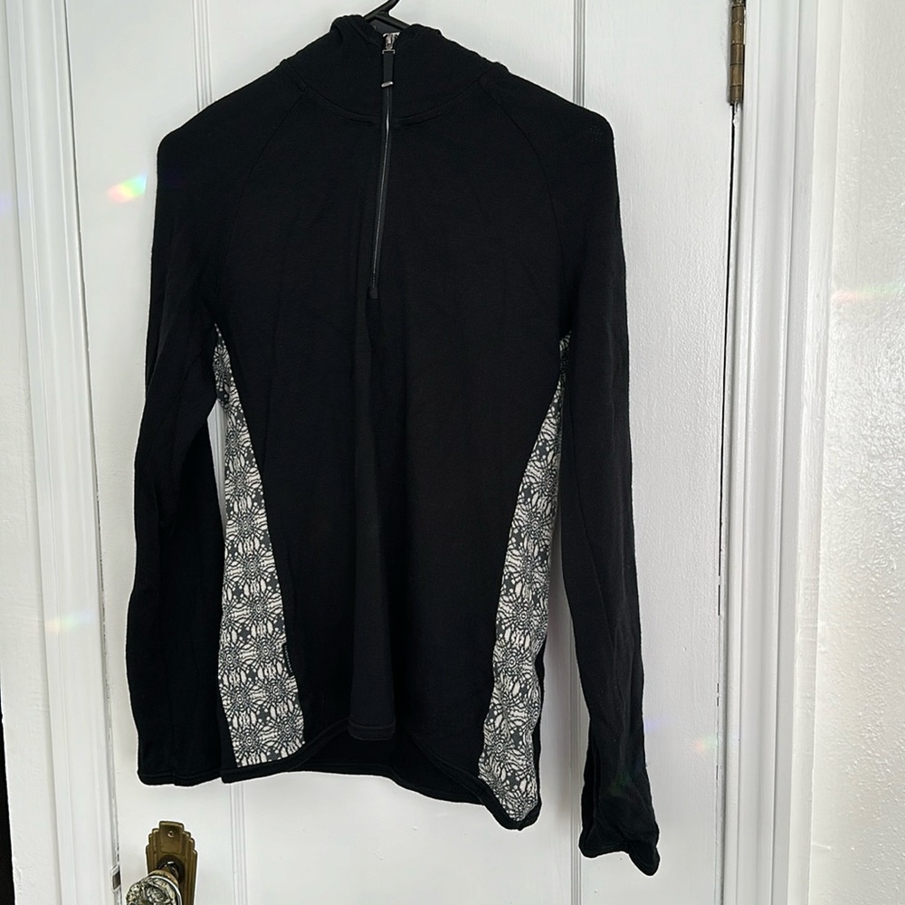Icebreaker women’s large black 3/4 zip with hood